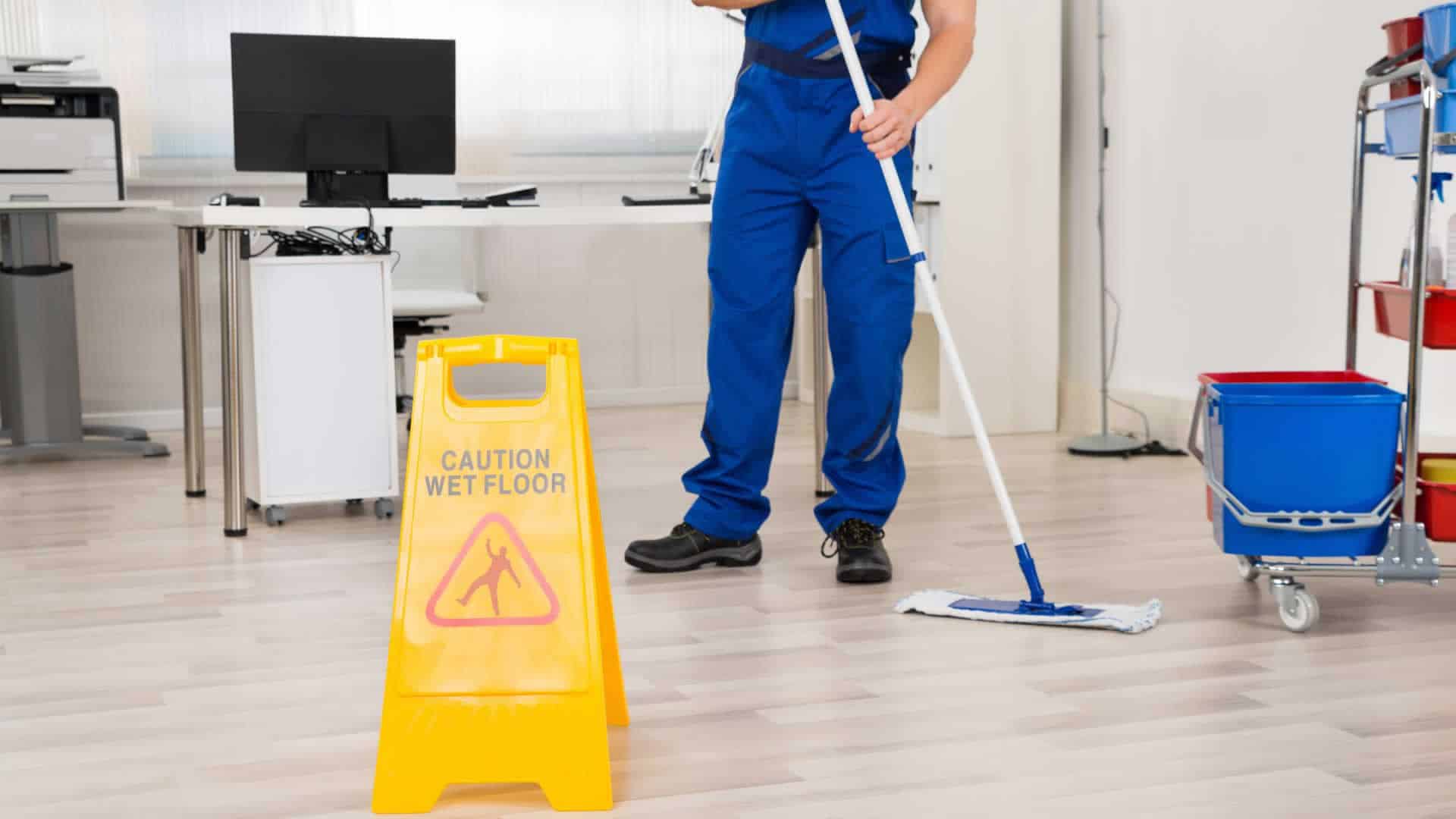 Why Should You Invest in Commercial Cleaning Services